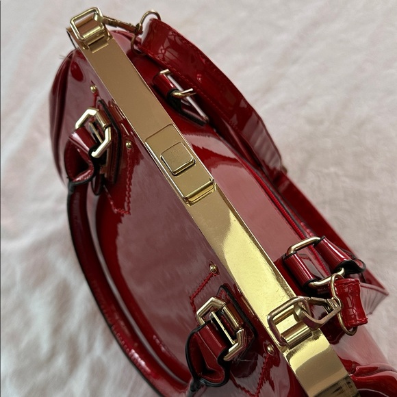 Satchel Purse Elegant Red Patent Leather Handbag Large - Picture 5 of 12